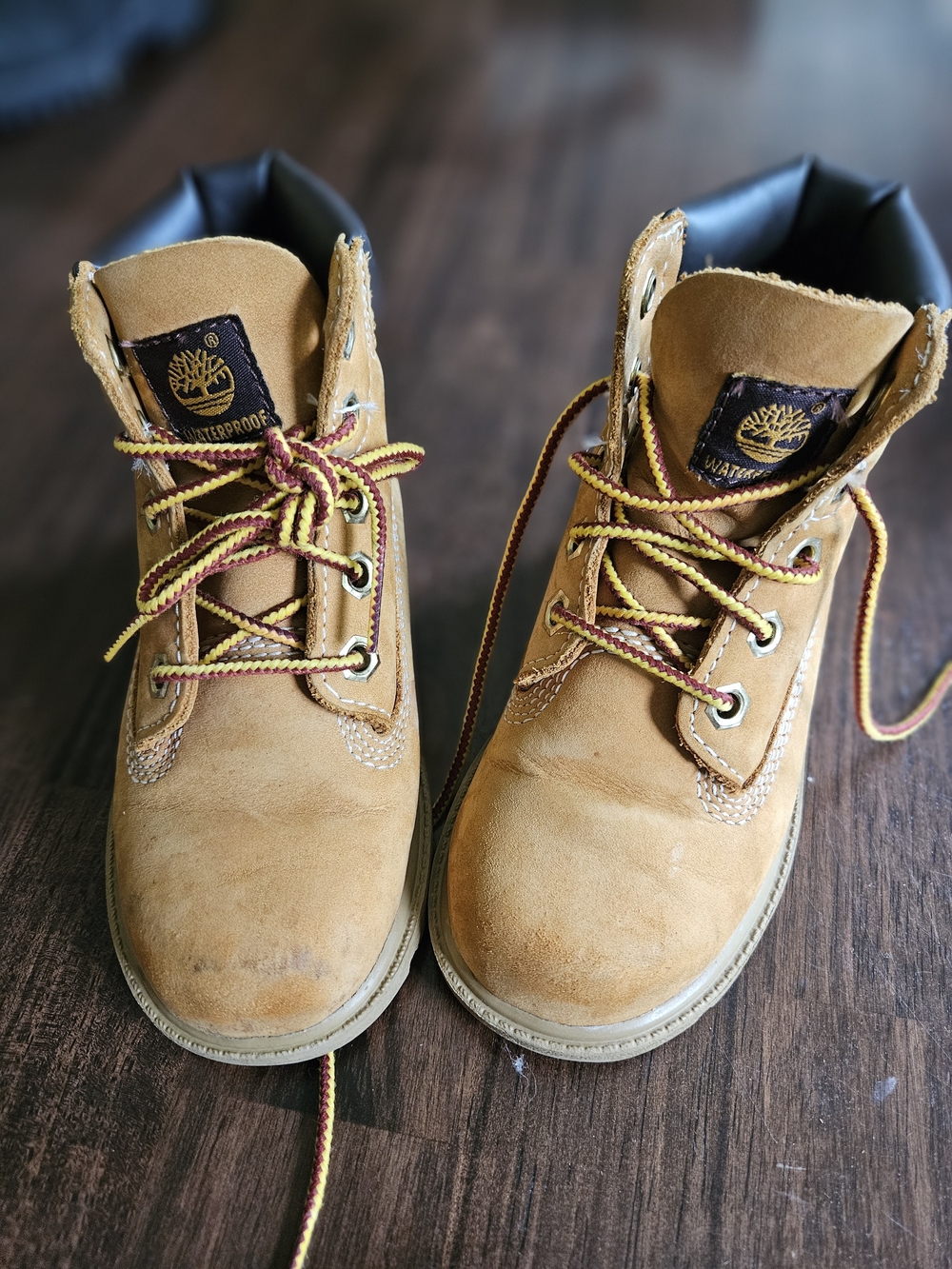 Timberland Kids Wheat Nubuck Lace-Up Boots with Two-Tone Laces